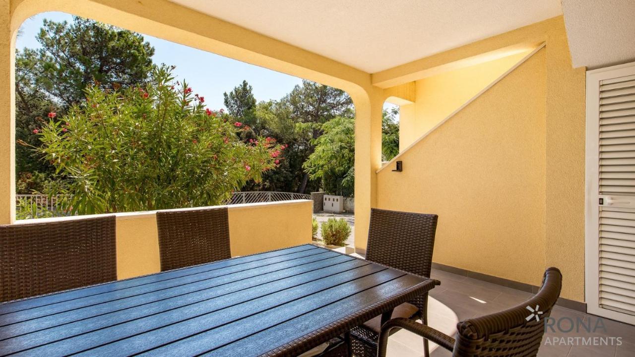 Rona Apartments Zlatko Šimuni Kültér fotó